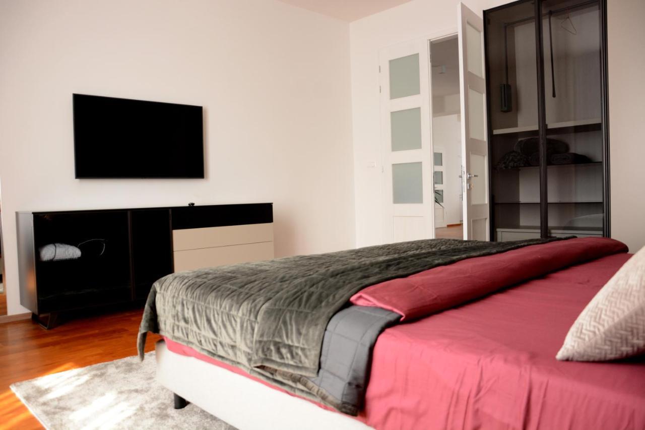 Premium Apartment Near Banska Bystrica Square With Two Big Bedrooms Экстерьер фото